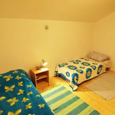 Holiday Denis Mali Iž
